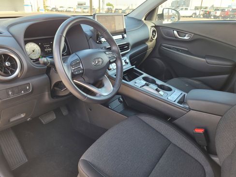 Used 2023 Hyundai Kona SEL image 9