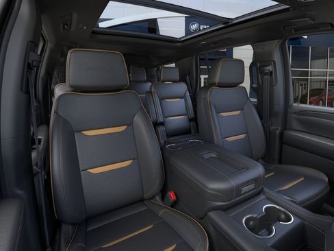 Used 2023 GMC Yukon AT4 AWD/4WD image 17