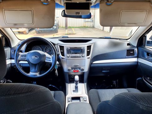 Used 2013 Subaru Legacy 2.5i Premium w/ All-Weather Pkg AWD/4WD image 36