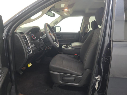 Used 2019 RAM 1500 Express w/ Wheel & Sound Group AWD/4WD image 5