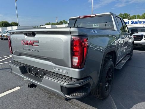New 2025 GMC Sierra 1500 Elevation image 10