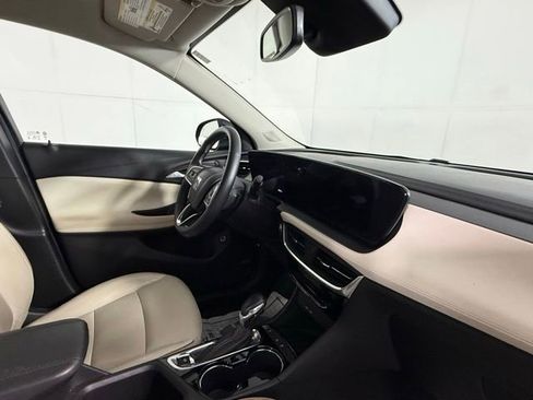 Used 2024 Buick Encore GX Avenir w/ Avenir Convenience Package FWD image 30