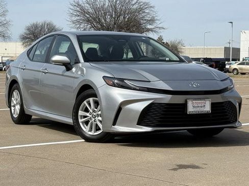 Certified 2025 Toyota Camry LE image 2