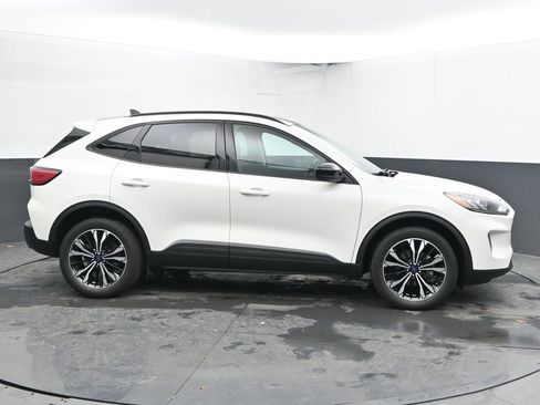 Used 2021 Ford Escape SEL w/ SEL Stealth AWD Package image 11