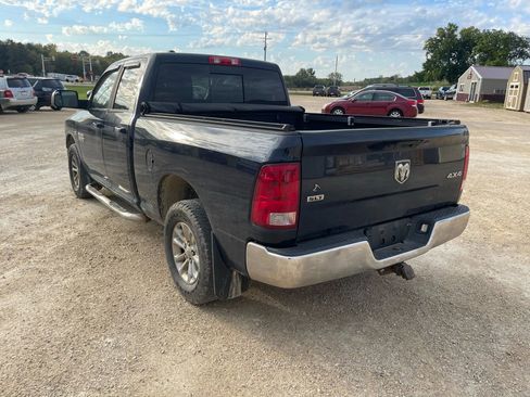 Used 2014 RAM 1500 Classic SLT image 3