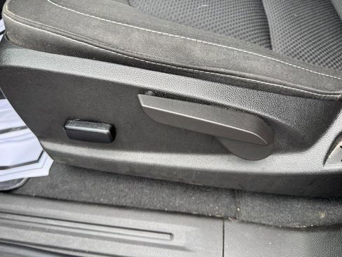 Certified 2022 Chevrolet Colorado LT w/ LT Convenience Package image 15