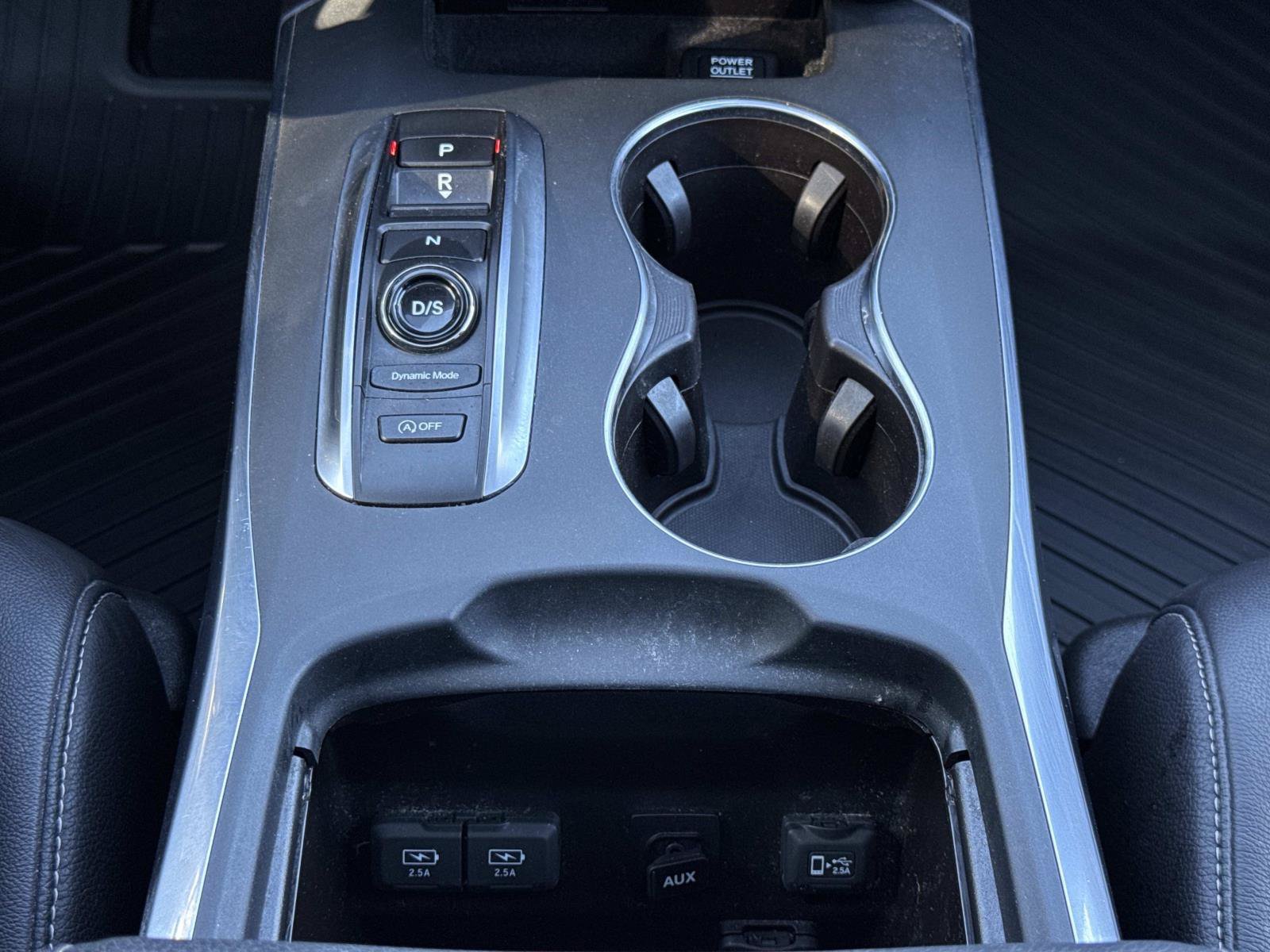 Used 2020 Acura MDX w/ Technology Package AWD/4WD image 13