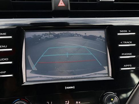 Certified 2020 Toyota Camry SE image 26