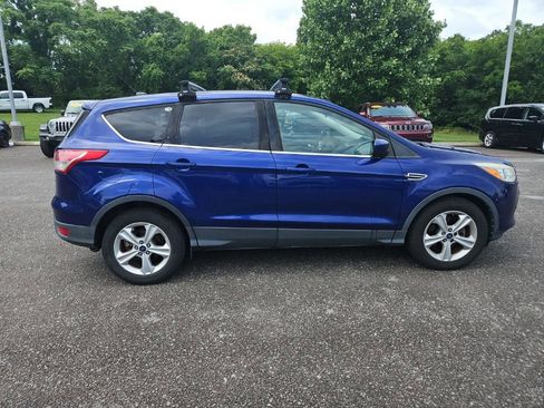 Used 2015 Ford Escape SE FWD image 9