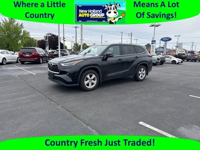 Used 2021 Toyota Highlander LE