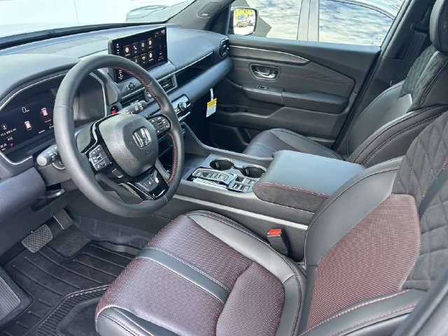 New 2026 Honda Pilot Black Edition image 11