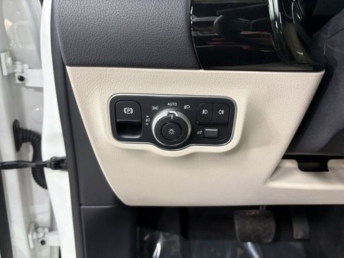 Certified 2026 Mercedes-Benz GLA 250 4MATIC image 9
