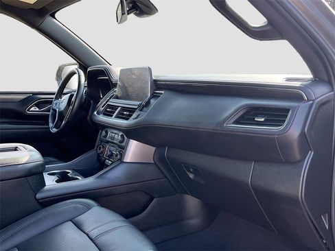 Used 2022 Chevrolet Tahoe RST w/ Luxury Package image 33