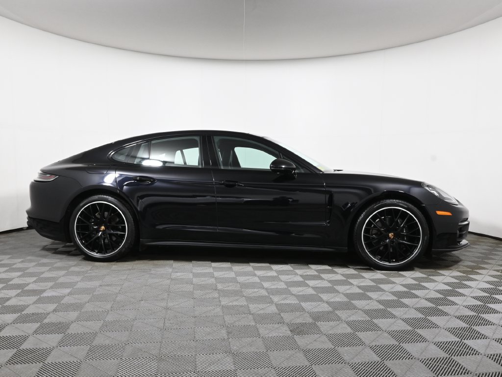 Used 2023 Porsche Panamera 4 Platinum Edition AWD/4WD image 8