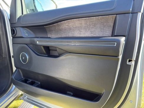 Used 2020 Ford Expedition Max Limited w/ Special Edition Package image 32