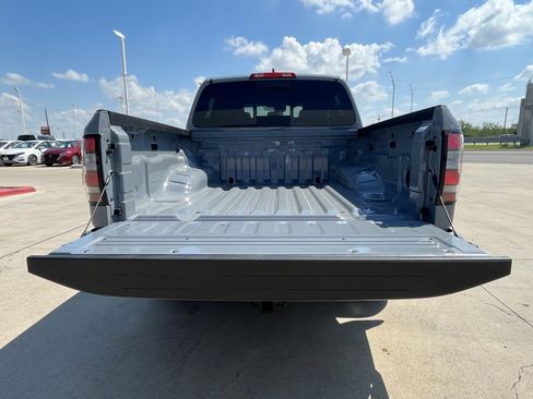 New 2026 Nissan Frontier SV image 4