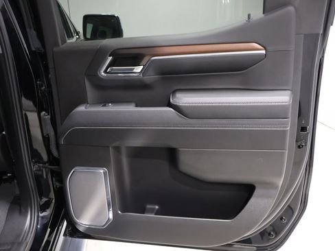 Used 2024 GMC Sierra 1500 Denali w/ Technology Package image 24