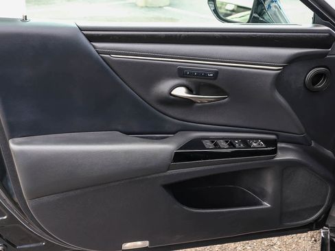 Used 2022 Lexus ES 350 w/ Premium Package FWD image 29