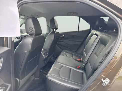 Used 2024 Chevrolet Equinox Premier image 19
