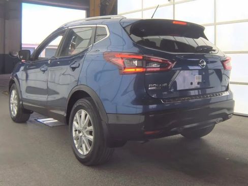 Used 2020 Nissan Rogue Sport SV w/ All-Weather Package image 3