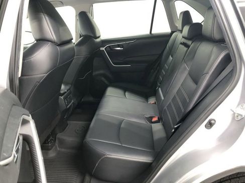 Used 2020 Toyota RAV4 XLE Premium AWD/4WD image 27