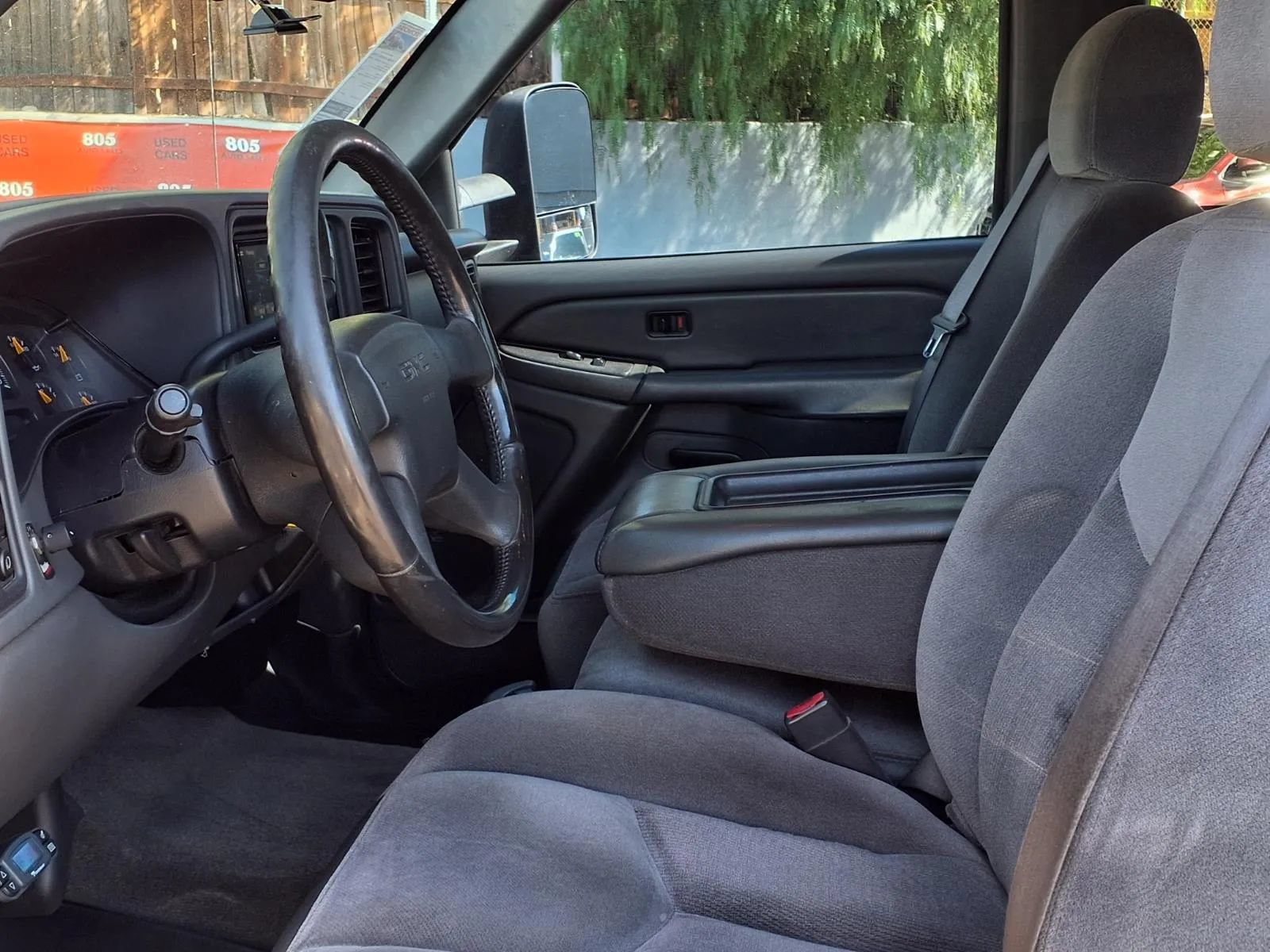 Used 2004 GMC Sierra 2500 SLE w/ Heavy-Duty Power Package RWD image 15