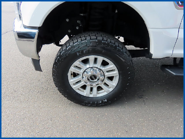 Used 2019 Ford F350 XLT w/ XLT Value Package AWD/4WD image 4
