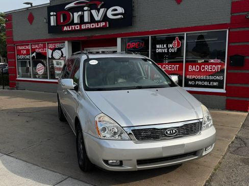 Used 2012 Kia Sedona EX w/ Luxury Pkg FWD image 1