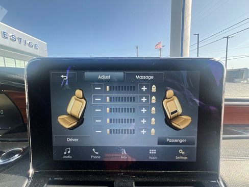 Used 2019 Lincoln Navigator L Reserve AWD/4WD image 46