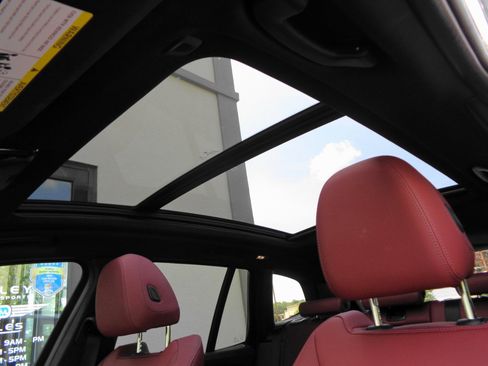 Used 2024 BMW X3 M40i w/ Premium Package image 16