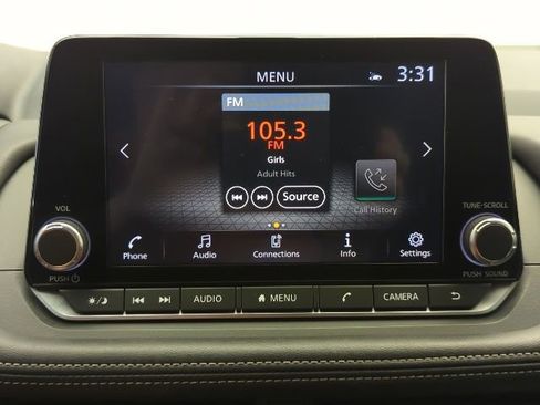 Used 2024 Nissan Rogue SV image 15