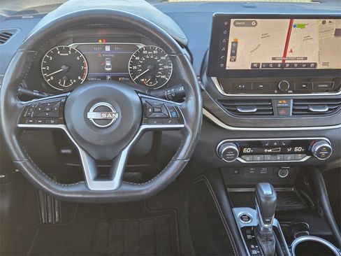 Used 2023 Nissan Altima 2.5 SL image 10