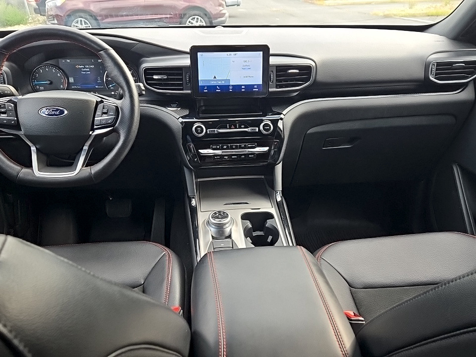 Used 2023 Ford Explorer ST-Line AWD/4WD image 9