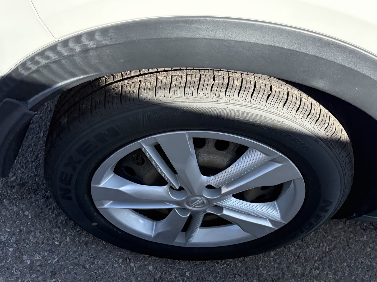 Used 2021 Nissan Kicks S FWD image 10