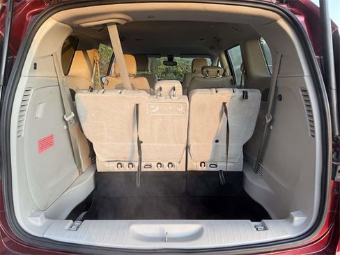 Used 2021 Chrysler Voyager Lxi image 11