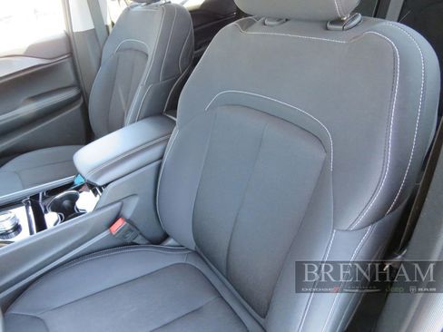 Used 2023 Jeep Grand Cherokee Laredo w/ Luxury Tech Group I image 15