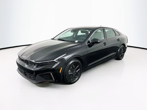 Used 2025 Kia K5 LXS image 3