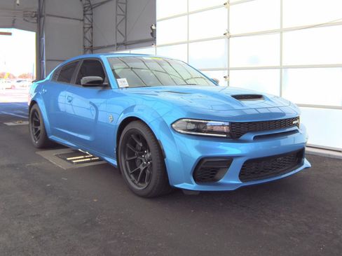 Used 2023 Dodge Charger SRT Hellcat w/ Harman/Kardon Audio Group image 5