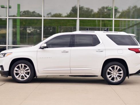 Used 2019 Chevrolet Traverse High Country w/ LPO, Floor Liner Package image 4