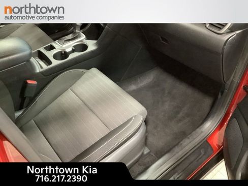 Certified 2019 Kia Sportage LX w/ LX Popular Package image 18