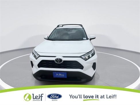 Used 2023 Toyota RAV4 XLE image 3