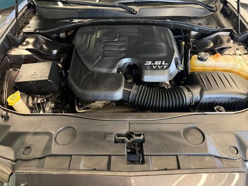 Used 2014 Dodge Charger SE RWD image 22