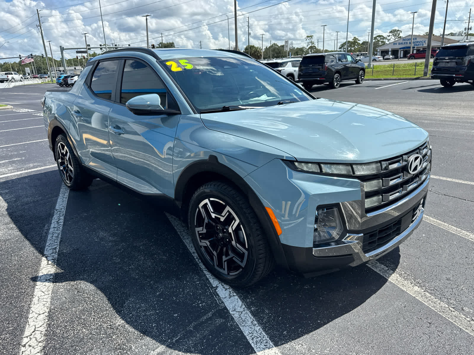 Used 2025 Hyundai Santa Cruz Limited AWD/4WD image 3