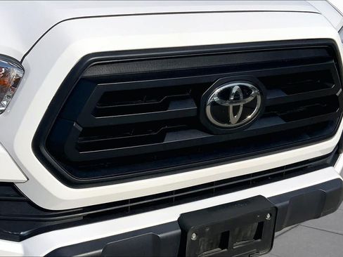 Used 2023 Toyota Tacoma SR w/ SR Convenience Package RWD image 28