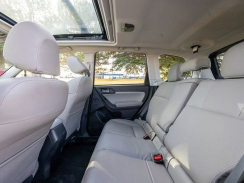 Used 2016 Subaru Forester 2.5i Touring image 17