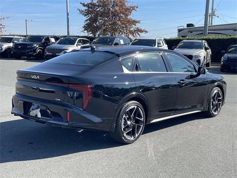 New 2025 Kia K4 GT-Line image 11