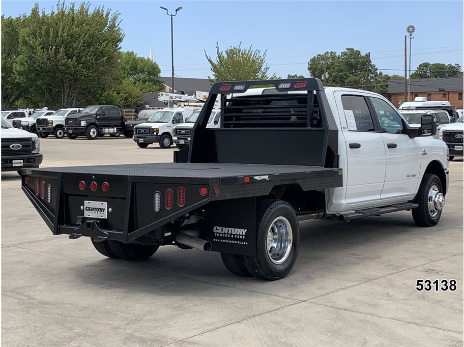 Used 2024 RAM 3500 SLT w/ Quick Order Package 2YG SLT AWD/4WD image 2