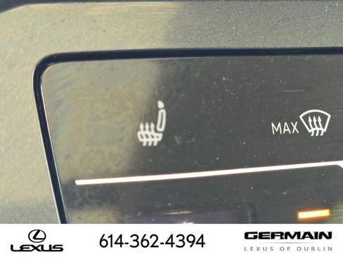 Used 2023 Volkswagen Tiguan SE w/ Panoramic Sunroof Package AWD/4WD image 11
