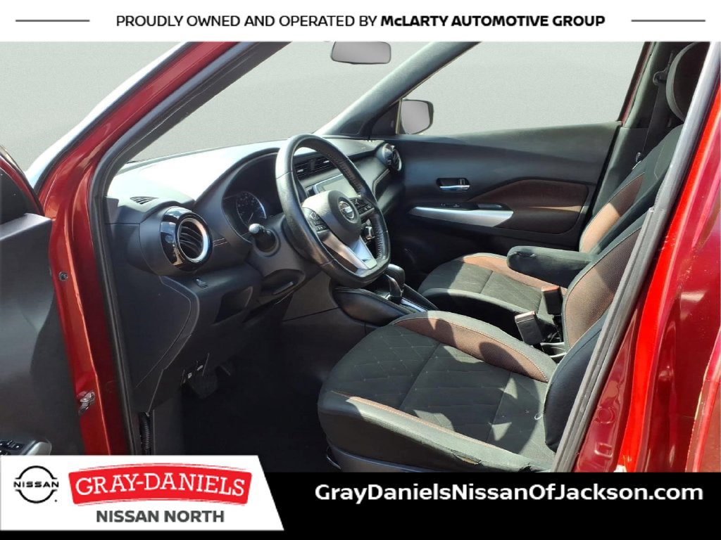 Used 2019 Nissan Kicks SR FWD image 24