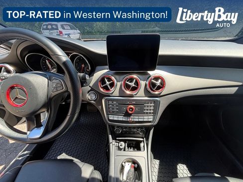 Used 2019 Mercedes-Benz GLA 250 4MATIC image 14